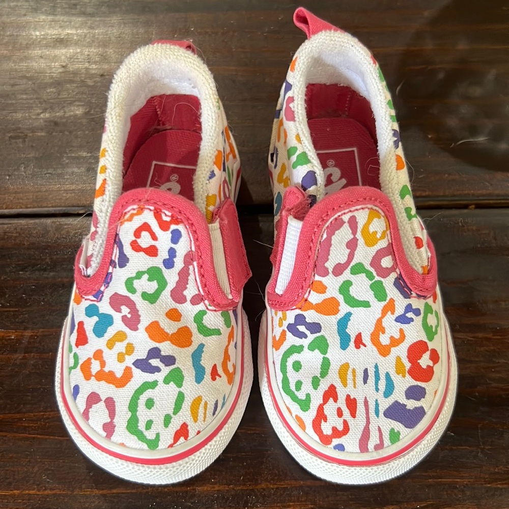 Vans rainbow leopard print slip ons w Velcro sz 4.5